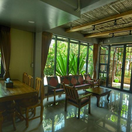 The Corner'S Unique House Villa Чиангмай Екстериор снимка