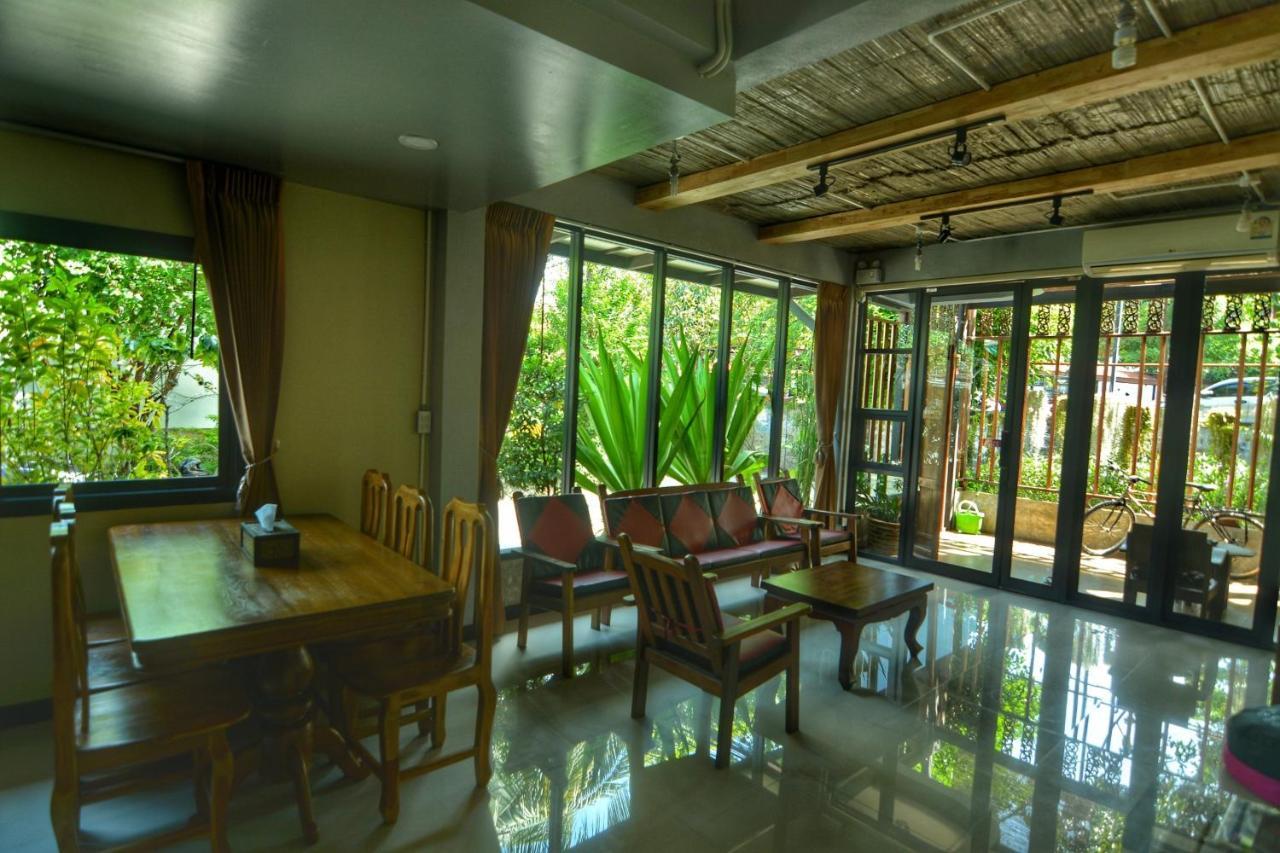The Corner'S Unique House Villa Чиангмай Екстериор снимка