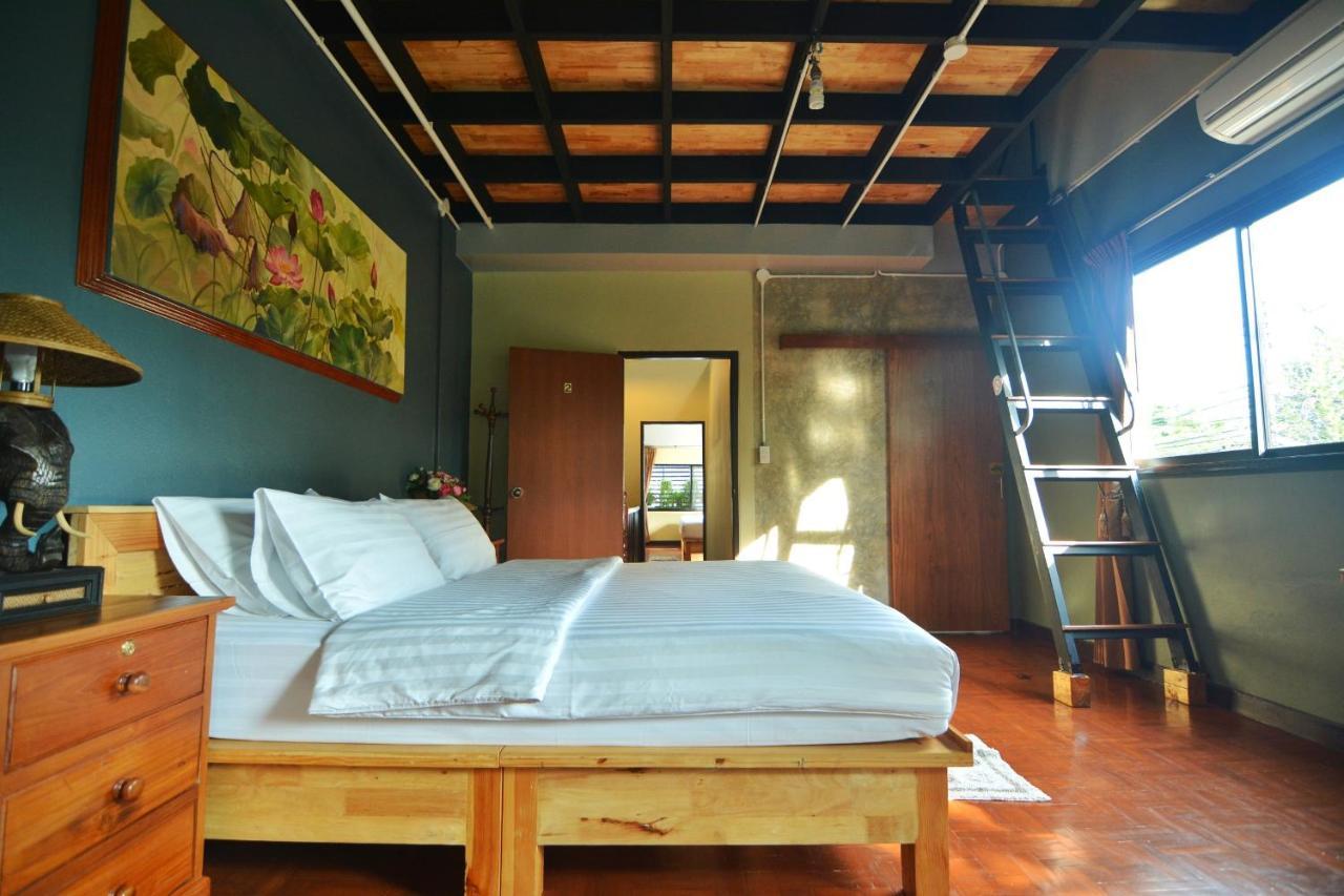 The Corner'S Unique House Villa Чиангмай Екстериор снимка