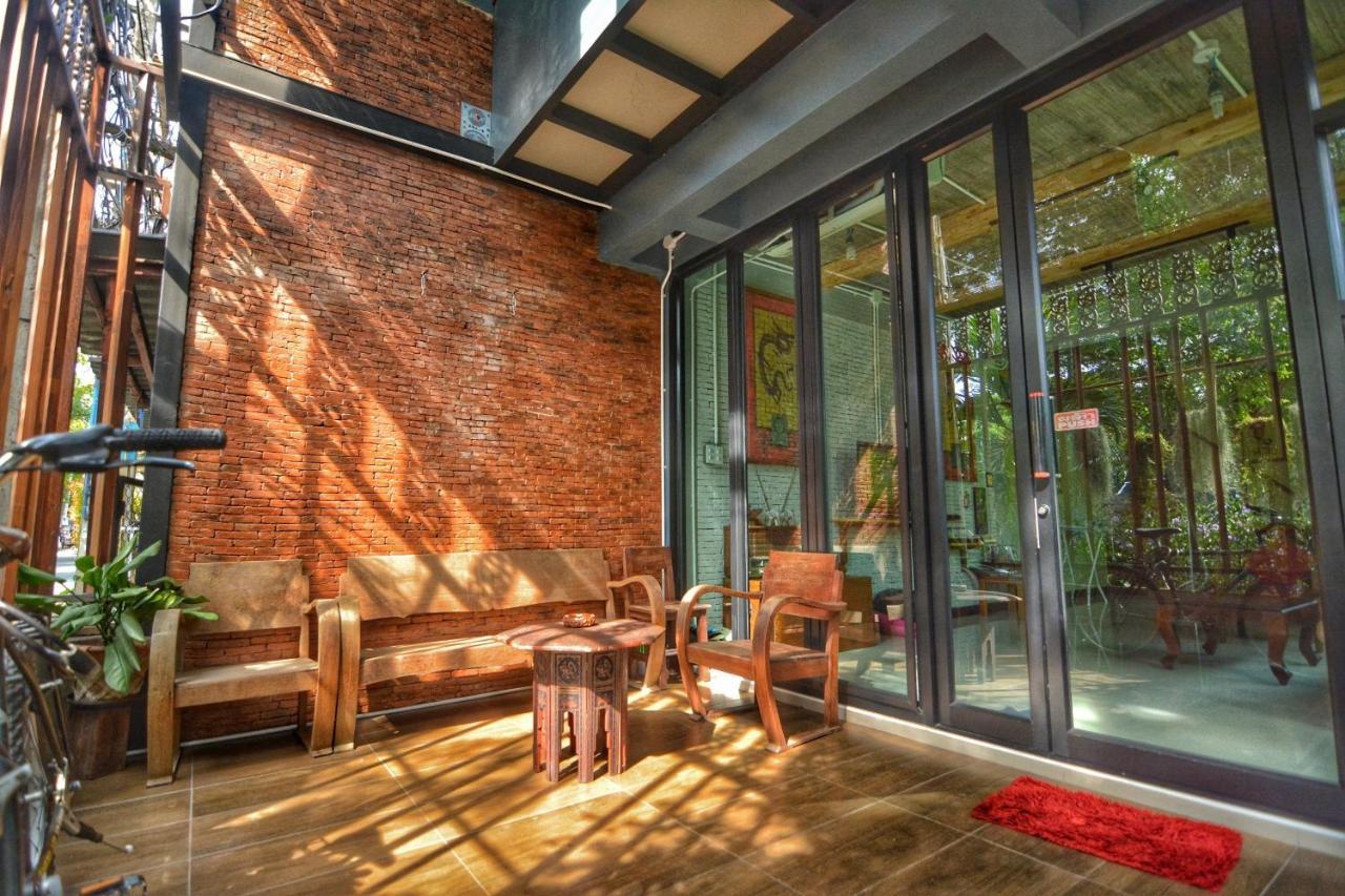 The Corner'S Unique House Villa Чиангмай Екстериор снимка