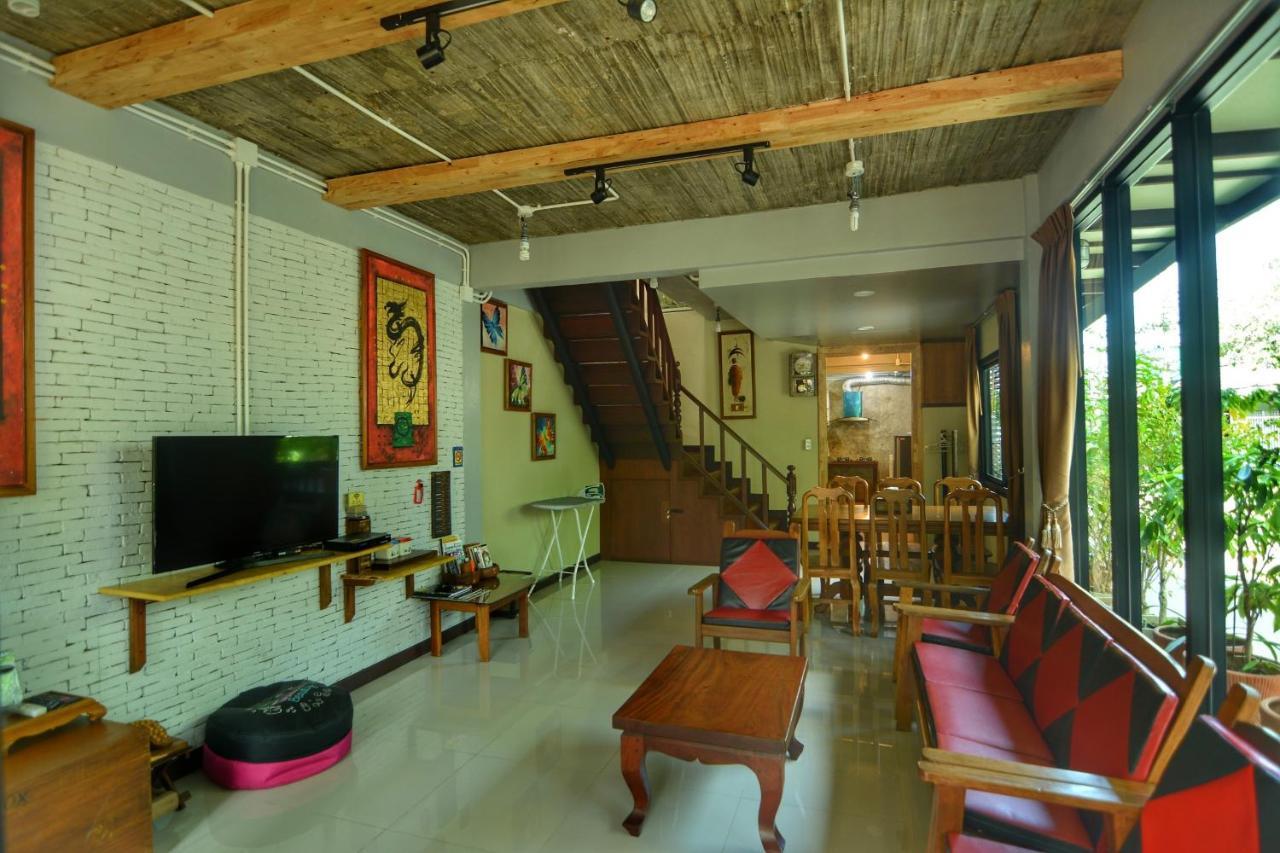 The Corner'S Unique House Villa Чиангмай Екстериор снимка